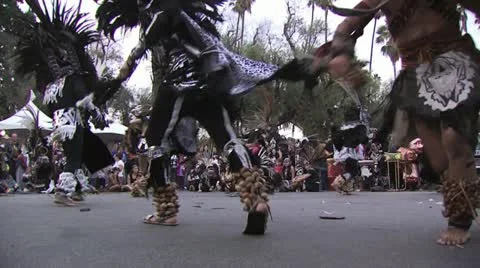 Aztec dancing ritual 스톡 동영상 19119169