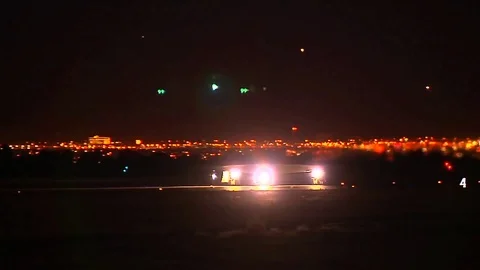 B-2 heavy stealth strategic bomber flies, take off night Video stock 121032152