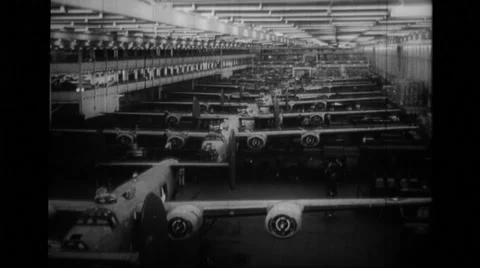 B-24 Liberator bomber lying on production line Video stock 39914298