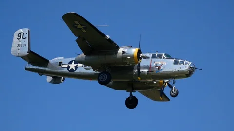 B-25 Mitchell comes in for a landing at the 2019 Thunder Over Michigan Airshow Stock Footage 114410318