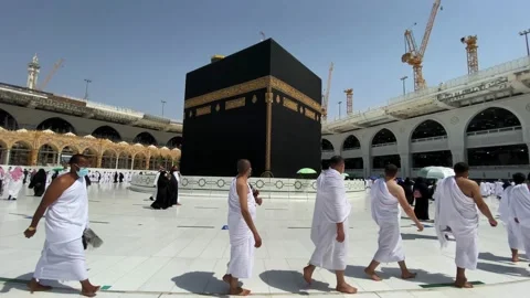  B-roll clips of unidentified pilgrims perform umra or umrah in Masjidil Haram  Stock Footage 151335089