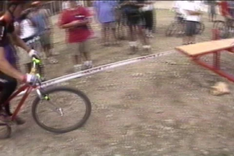 B15 Stock Footage 657312