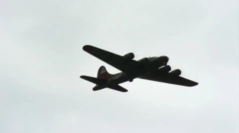 B17 flying 02 Stock Footage 25032782