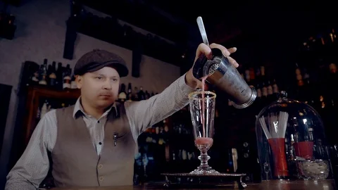 B260 01-1 Video stock 124390637