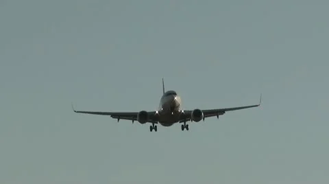 B737 Approach Stock Footage 10732045