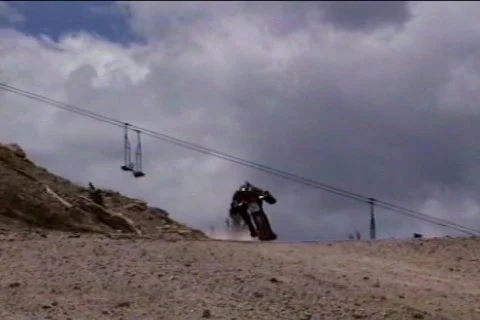 B90 Stock Footage 658045