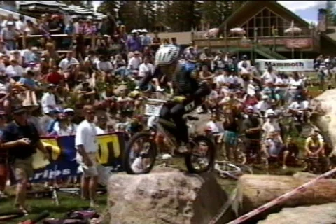 B93 Stock Footage 658061