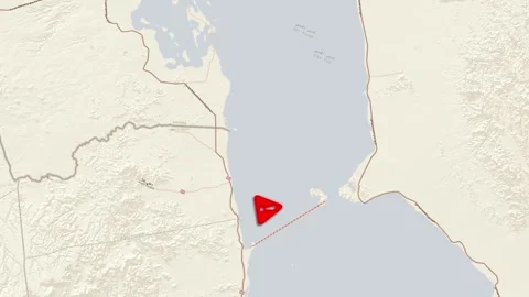 Bab al mandab strait map zoom in showing red sea shipping route between yem.. Видео 345730562