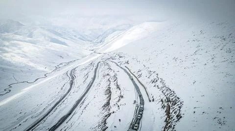 Babusar Pass or Babusar Top is a mountain pass in Pakistan Stockfoto's