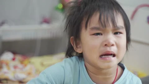 Baby boy was crying 스톡 동영상 189652940
