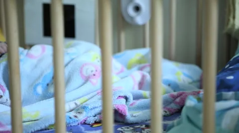 Baby in cot Video stock 41750971