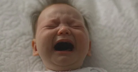 Baby crying Vídeo Stock 125726638