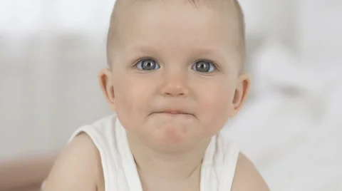 Baby face 스톡 동영상 48974679