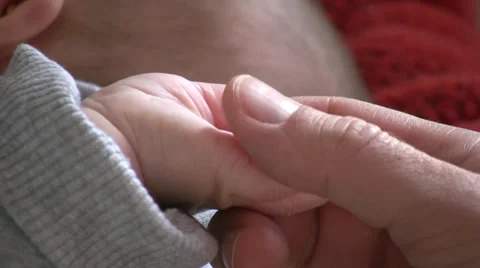 Baby hand Stock-Footage 30906919