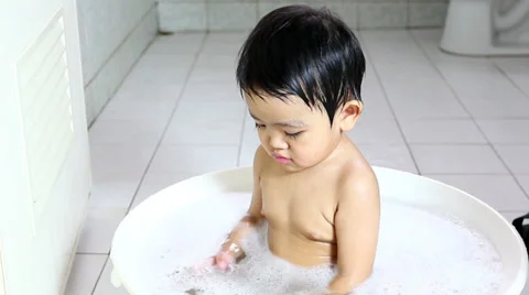 Baby having fun in the bath Stock Footage 37897885