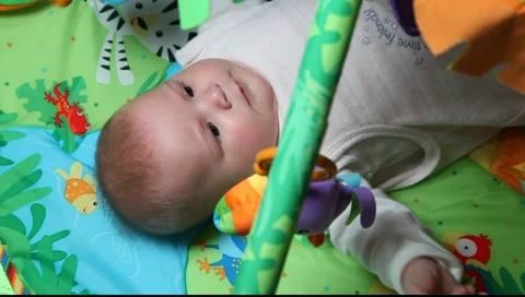 Baby playing Vidéo 1086711