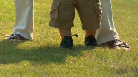 Baby Walking Stock-Footage 845119