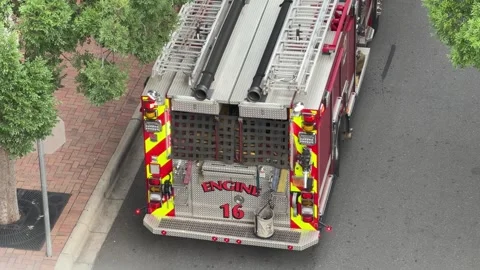 Back of a firetruck with blinking lights Video stock 337506539