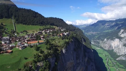 Back to Mürren Video stock 113183332