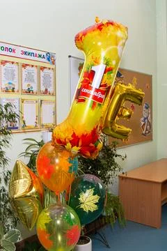 Back to school 1 September objects and elements for school 库存照片