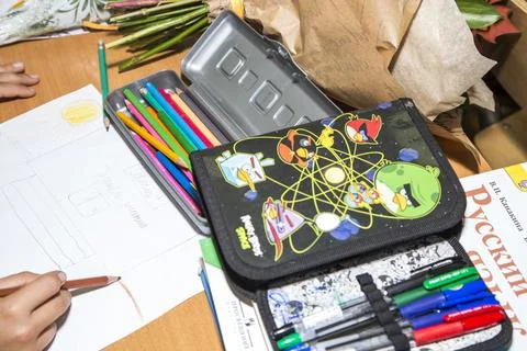 Back to school 1 September objects and elements for school 库存照片