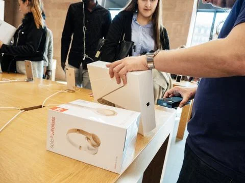 Back to school apple with beats by dr dre audio Stock Photos