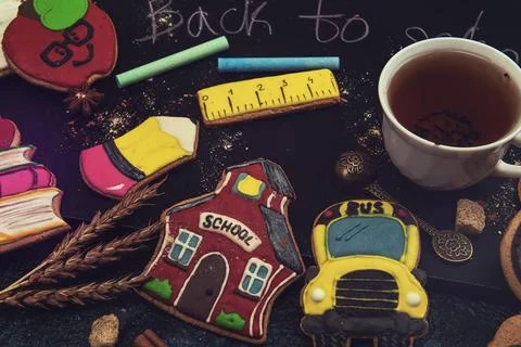 Back to school gingerbreads Back to school gingerbreads cookies on a dark ... Stock Photos