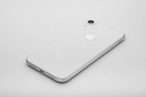 The back side of iPhone XR in white color Foto stock