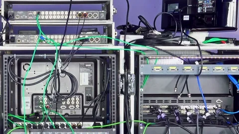 Back side of multi camera video mixer 库存影片 102344355