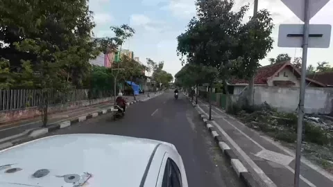 Back view footage of a highway in Blora subdistrict, Central Java, Indonesia 库存影片 334259677