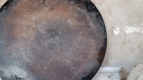 Back View of Traditional Tawa for Making Roti Vídeos de archivo 347247571
