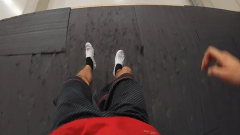 Backflips on a Wall Trampoline Vídeos de archivo 129473458