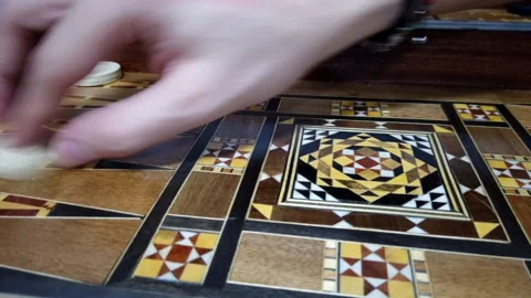 Backgammon Board game - closeup of a wooden board - Playing leisure games Vidéo 228938061