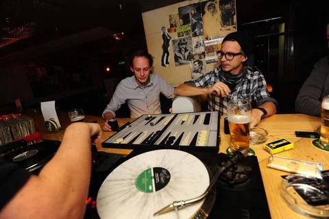  a backgammon board with pieces and dice, two player board game a backgamm... Stock Photos