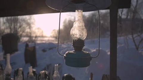 Background burning kerosene lamp, concept lighting Vídeo Stock 87871088