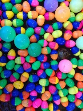 Background, colorful plastic balls in the pool Foto stock