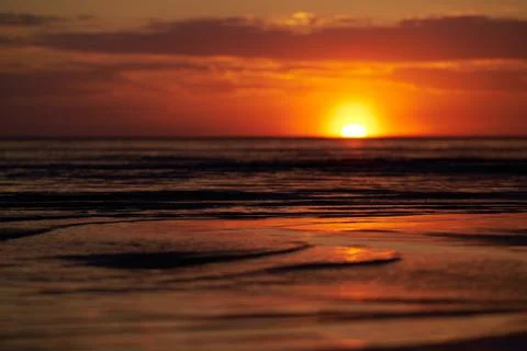 Background of colorful sky concept: Dramatic sunset with twilight color sky a 库存照片