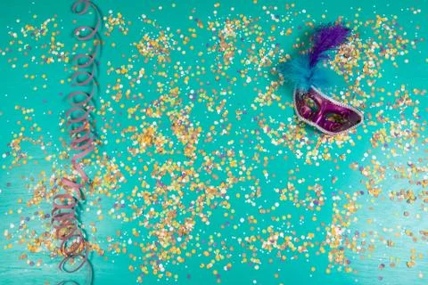 Background of confetti with elements related to the carnival and summer 스톡 사진