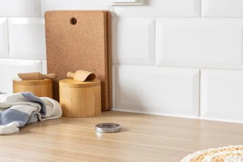Background, copy space. A cozy kitchen countertop with wooden spice jars, a.. Foto stock