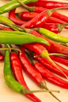 Background culinary vegetable red green hot pepper vertical pattern base webs 스톡 사진