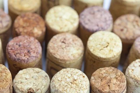 Background of the mountains  of wine corks Foto stock