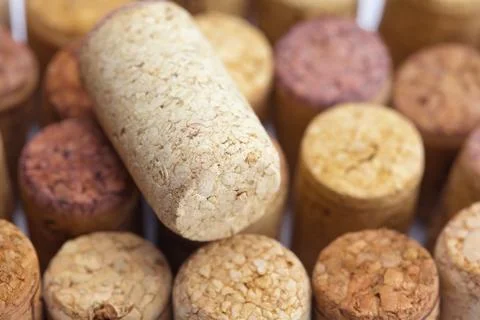 Background of the mountains  of wine corks Foto stock