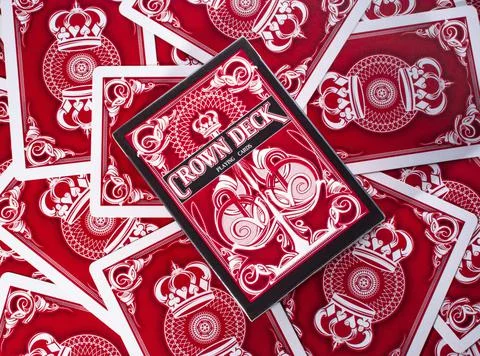 Background of playing cards Crown Deck. Background of red poker cards. Russia Foto stock
