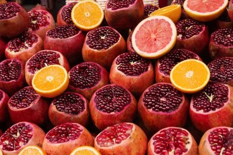 Background from ripe red garnet fruit, texture Foto stock