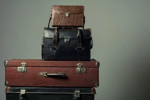 Background stack of old suitcases form a tower 스톡 사진