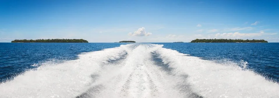 Background water surface behind of fast moving motor boat in vintage retro st Foto stock