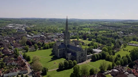 Backing away from Catherdral Video stock 280433936