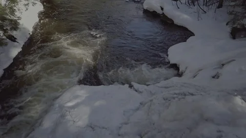 Backing up a waterfall 스톡 동영상 85557364