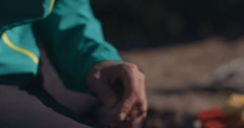 Backpacker Assembling Mini Propane Stove 스톡 동영상 105259986