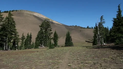 Backpacking Uinta Mountains: Highline Trail Video stock 147549962